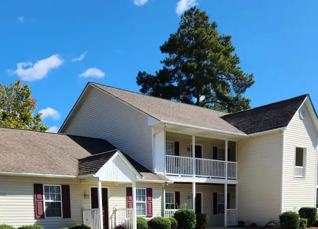 Property at 945 Spring Forest Rd Unit 4, Greenville, NC, 27834, 2 beds, 2 baths, [object Object]