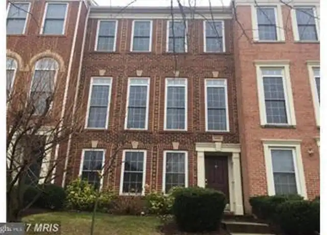 Property at 42990 Matties Ter, Chantilly, VA, 20152, 4 beds, 2.5 baths, [object Object]