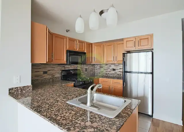 Property at 286 N Canal St Unit 4, Chicago, IL, 60606, 1 bed, 1 bath, [object Object]