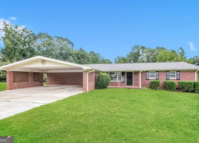 Property at 2309 Stephens Cir, Gainesville, GA, 30506, 3 beds, 2 baths, [object Object]
