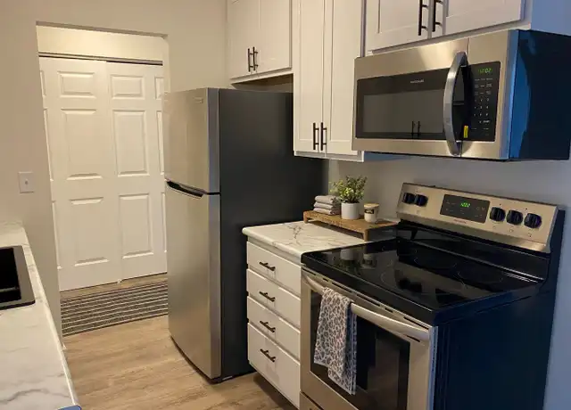 Property at 2659 County Road I Unit 2677-104, Mounds View, MN, 55112, 1 bed, 1 bath, [object Object]