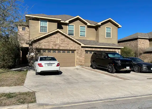 Property at 1129 Brown Rock Dr Unit 1129, New Braunfels, TX, 78130, 3 beds, 2.5 baths, [object Object]