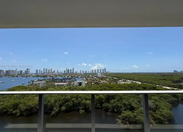 Property at 16385 Biscayne Blvd #1720, Aventura, FL, 33160, 1 bed, 2 baths, [object Object]