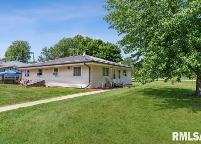Property at 302 Larson Ct Apt 4, Hillsdale, IL, 61257, 1 bed, 1 bath, [object Object]