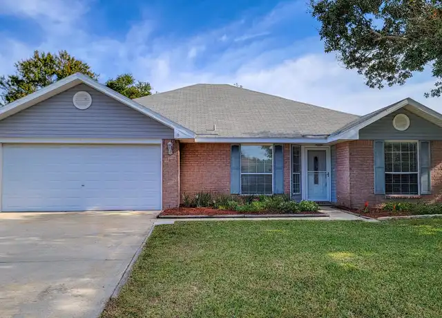 Property at 6 Freemont Ct, Palm Coast, FL, 32137, 4 beds, 2 baths, [object Object]