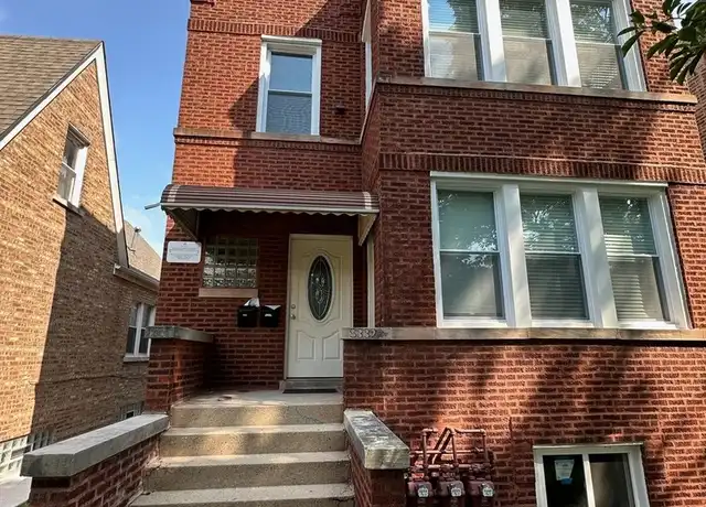 Property at 5332 W Newport Ave #2, Chicago, IL, 60641, 2 beds, 1 bath, [object Object]