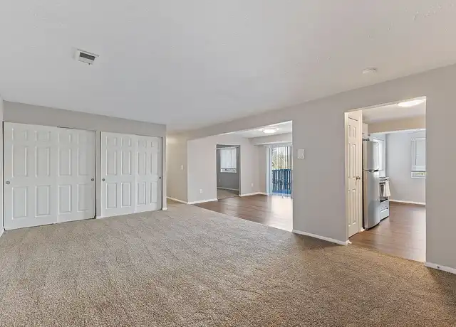 Property at The Wimbledons - 12160 Lawnview Ave, Springdale, OH, 45246, 2 beds, 2 baths, [object Object]