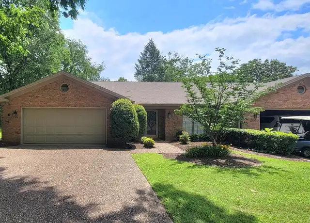 Property at 406 Country Club Ln, Hopkinsville, KY, 42240, 2 beds, 2 baths, [object Object]