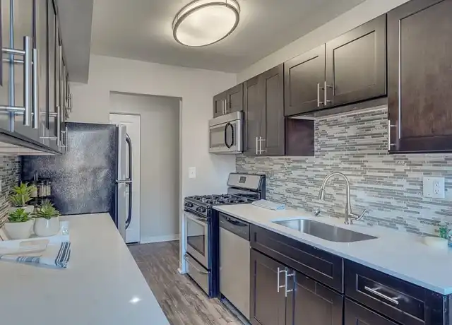 Property at Spice Tree Apartments - 4854 Washtenaw Ave, Ann Arbor, MI, 48108, 0-3 beds, 1-1.5 bath, [object Object]