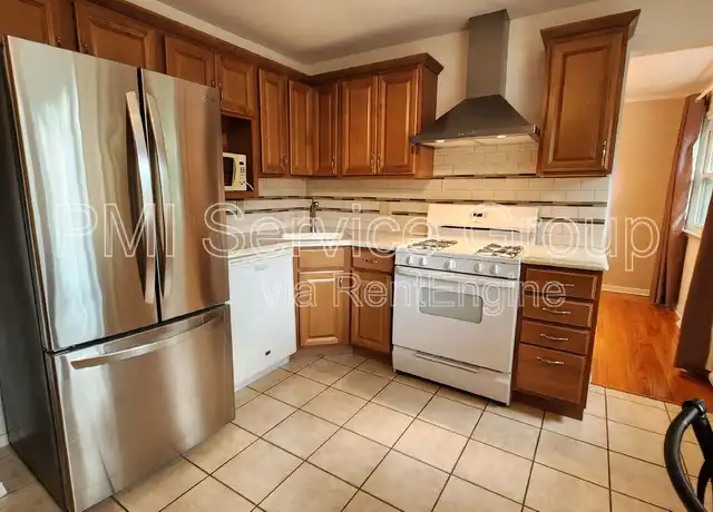 Property at 8558 Beller Ct, Darien, IL, 60561, 3 beds, 2 baths, [object Object]