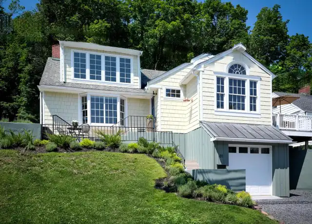 Property at 81 New St, New Hope, PA, 18938, 4 beds, 2 baths, [object Object]