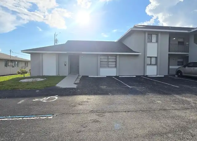 Property at 4815 Triton Ct E #1, Cape Coral, FL, 33904, 1 bed, 1 bath, [object Object]