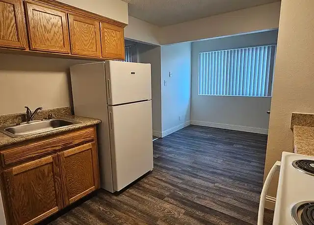 Property at Parkwood - 4918 N 9th St, Fresno, CA, 93726, 1-3 bed, 1-2 bath, [object Object]