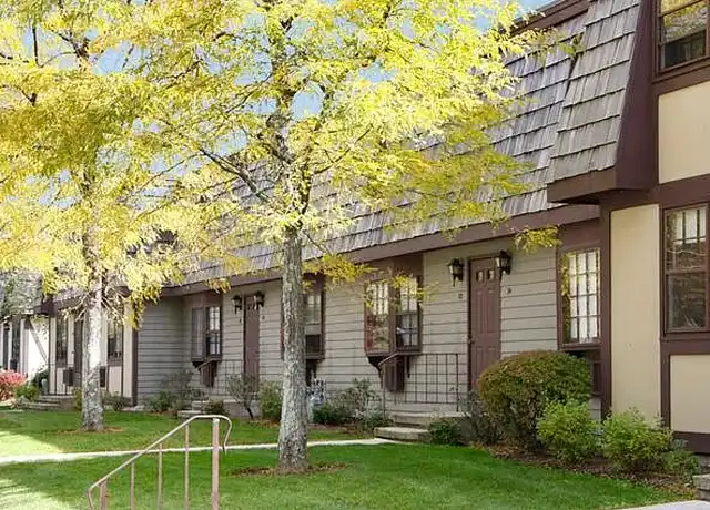 Property at Regent Park Apartments and Townhomes - 40 Squire Dr, Nashua, NH, 03063, 1 bed, 1 bath, [object Object]