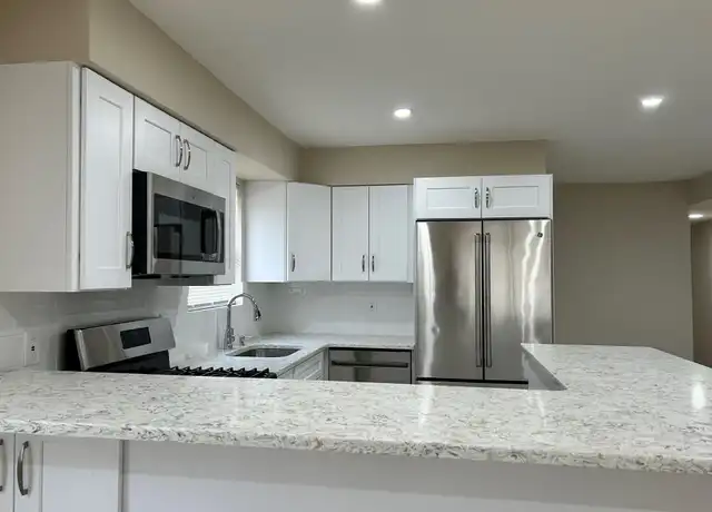 Property at 187-20 Baisley Blvd Unit 1, St. Albans, NY, 11412, 4 beds, 1 bath, [object Object]
