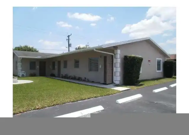 Property at 220 NE 40th St, Oakland Park, FL, 33334, 2 beds, 1 bath, [object Object]