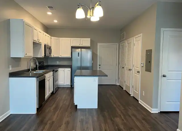 Property at The Shelby - 318 E Saint Catherine St, Louisville, KY, 40203, 1 bed, 1 bath, [object Object]