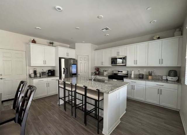 Photo of 1745 Gooseberry Ln, San Jacinto, CA 92583
