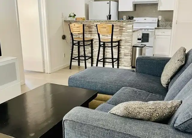 Property at 1361 E University Ave #105, Las Vegas, NV, 89119, 1 bed, 1 bath, [object Object]