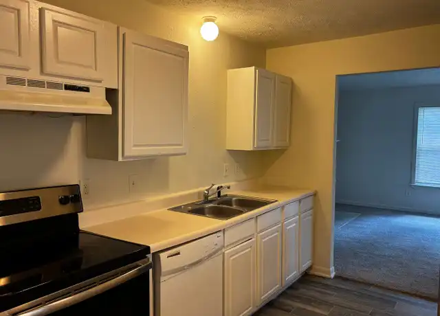 Property at 740 Vicki Dr Unit 740 B, Huntsville, TX, 77340, 3 beds, 2 baths, [object Object]