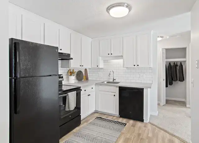 Property at Rosemont Square - 2 Chestnut W, Randolph, MA, 02368, 1-2 bed, 1-1.5 bath, [object Object]