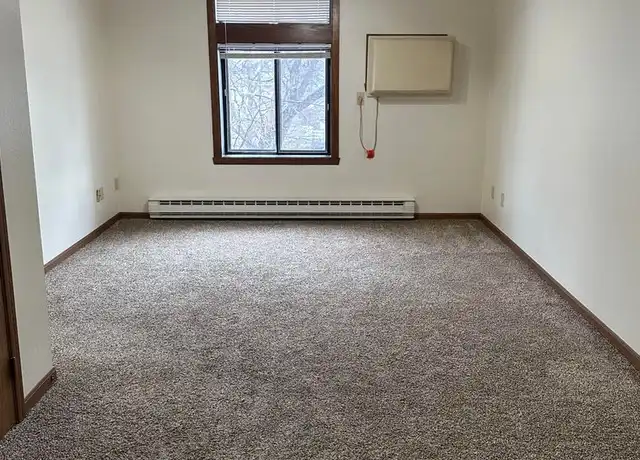 Property at 717 8th St N Unit 717-21, Fargo, ND, 58102, 1 bed, 1 bath, [object Object]