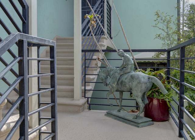 Photo of 1048 4th St, Hermosa Beach, CA 90254
