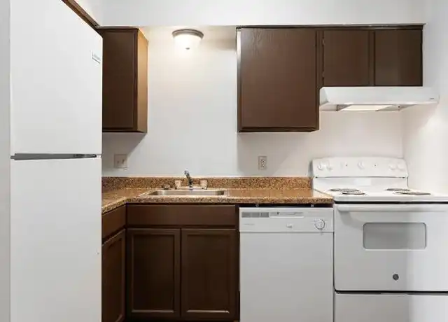 Property at 2613 Pioneer Trl, Sandusky, OH, 44870, 2 beds, 1 bath, [object Object]