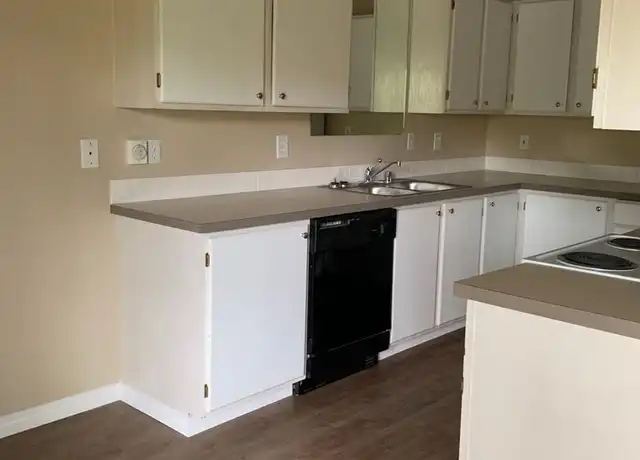 Property at Cherry Apartments - 2405 N Cherry St, Spokane Valley, WA, 99216, 1 bed, 1 bath, [object Object]
