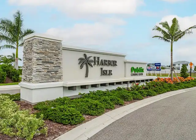 Property at 4487 Nautilus Cir, Wabasso, FL, 32967, 2 beds, 2.5 baths, [object Object]