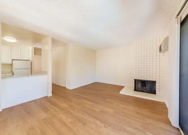 Property at Camelback North Apartments CNM - 630 Tempe Ct, Pleasant Hill, CA, 94523, 1 bed, 1 bath, [object Object]