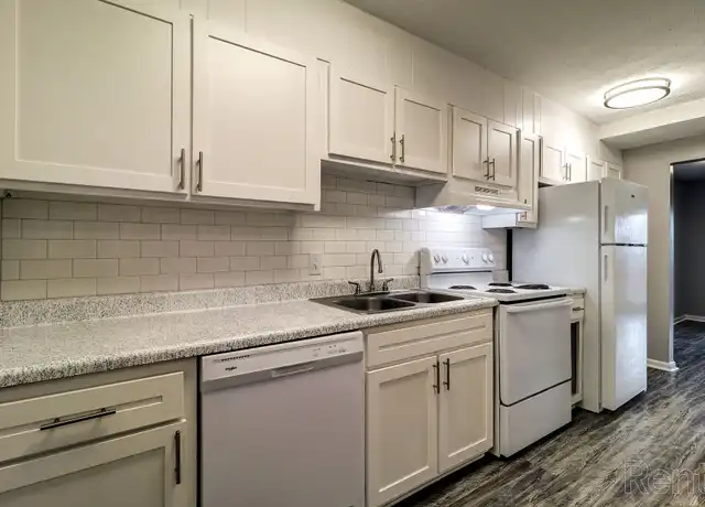 Property at 1655 N Atwood Dr Unit F9, Macon, GA, 31204, 3 beds, 1.5 baths, [object Object]