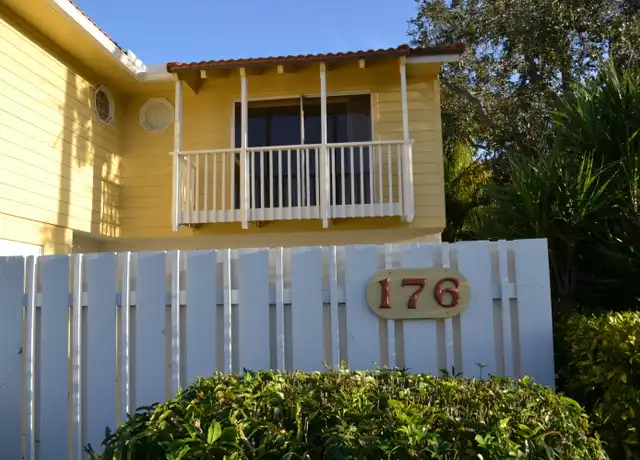 Property at 176 Seabreeze Cir, Jupiter, FL, 33477, 2 beds, 2.5 baths, [object Object]