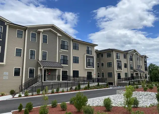 Property at 364 Irving St Unit 207, Framingham, MA, 01702, 2 beds, 1 bath, [object Object]