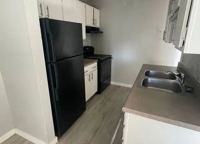Property at 849 S Union Blvd Unit 16, Colorado Springs, CO, 80910, 2 beds, 1 bath, [object Object]