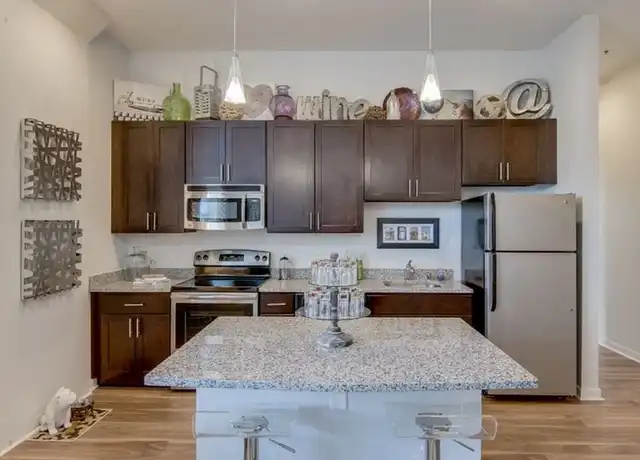 Property at 520 Park Ave, Baltimore, MD, 21201, 0 beds, 1 bath, [object Object]