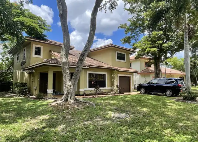Property at 11 SW 94th Ter #2, Plantation, FL, 33324, 3 beds, 2.5 baths, [object Object]