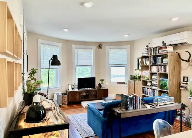 Property at 193 Vinton St Unit 193-2F, Providence, RI, 02909, 1 bed, 1 bath, [object Object]