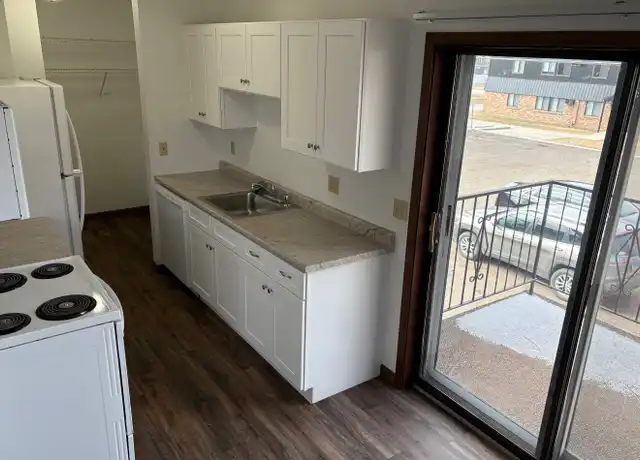 Property at 903 2nd Ave W Unit 8, Williston, ND, 58801, 2 beds, 1 bath, [object Object]