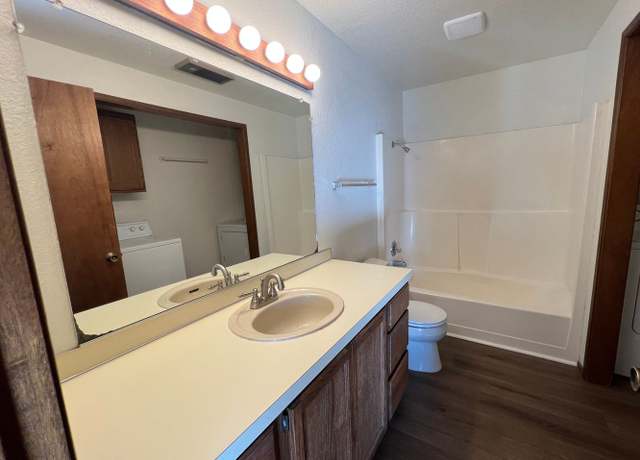 Photo of 1411 G St Unit B, Bellingham, WA 98225