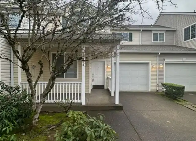 Property at 14484 SE Oregon Trail Dr, Clackamas, OR, 97015, 3 beds, 3 baths, [object Object]