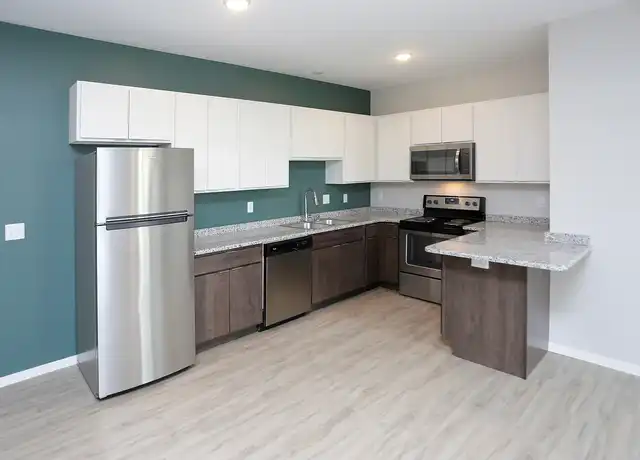 Property at Uptown Apartments - 1721 3rd St SW, Rochester, MN, 55902, 1-2 bed, 1-2 bath, [object Object]
