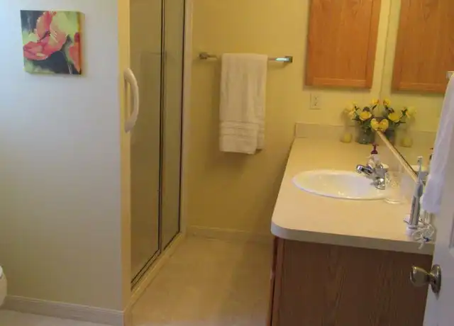 Property at 17858 SE 86th Auburn Ave, The Villages, FL, 32162, 3 beds, 2 baths, [object Object]