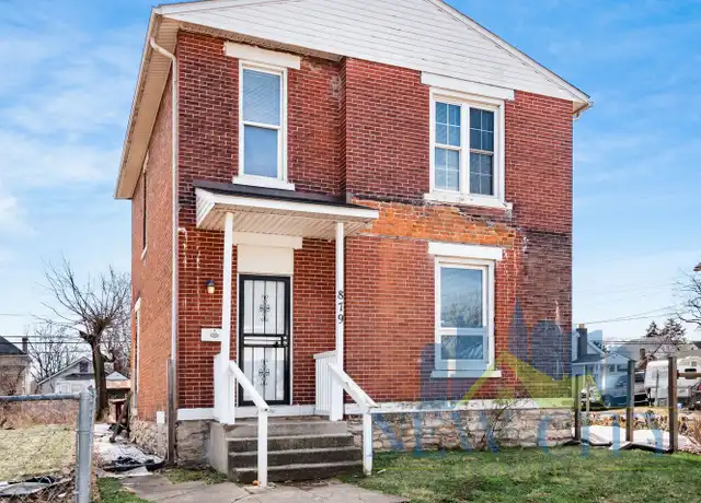 Property at 879 Sullivant Ave, Columbus, OH, 43223, 2 beds, 1.5 baths, [object Object]