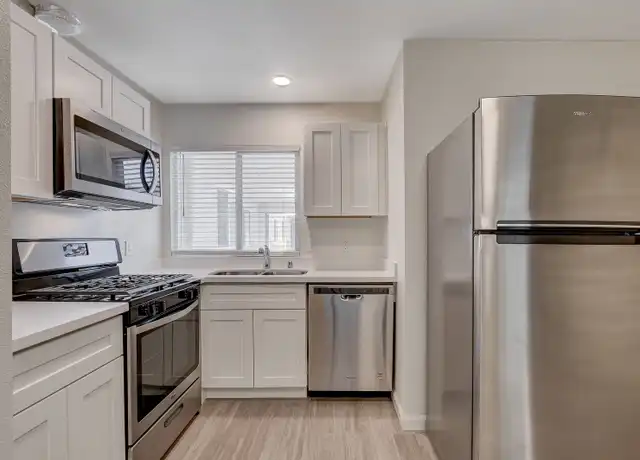 Property at 405 S 10th St Unit 5, Las Vegas, NV, 89101, 2 beds, 1 bath, [object Object]
