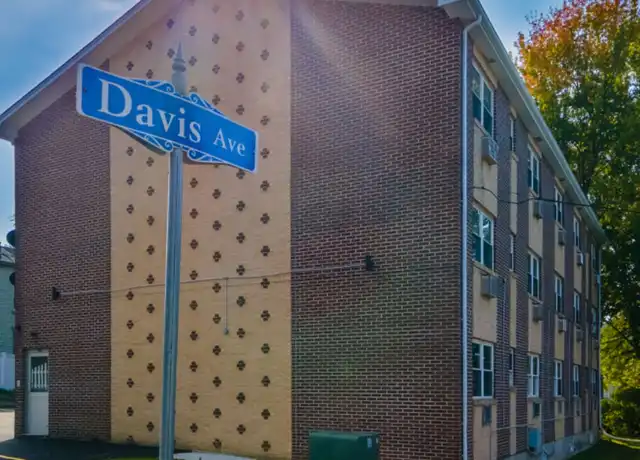 Property at 21 Davis Ave Unit B-4, Bridgeport, CT, 06605, 0 beds, 1 bath, [object Object]