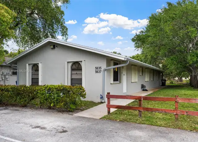 Property at 5637 Taft St Unit 5637, Hollywood, FL, 33021, 3 beds, 2 baths, [object Object]