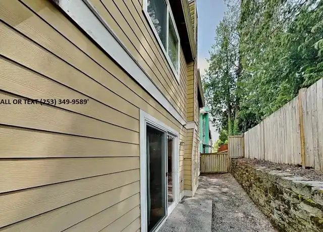 Property at 32019 40th Pl SW, Federal Way, WA, 98023, 3 beds, 2.5 baths, [object Object]