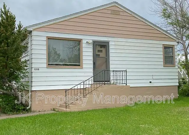 Property at 1216 5th Ave NW, Great Falls, MT, 59404, 2 beds, 1 bath, [object Object]