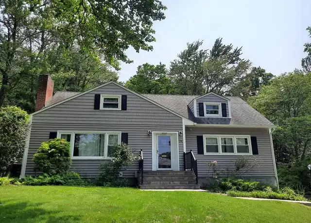 Property at 24 Tamara Ln, Cornwall, NY, 12518, 3 beds, 2 baths, [object Object]